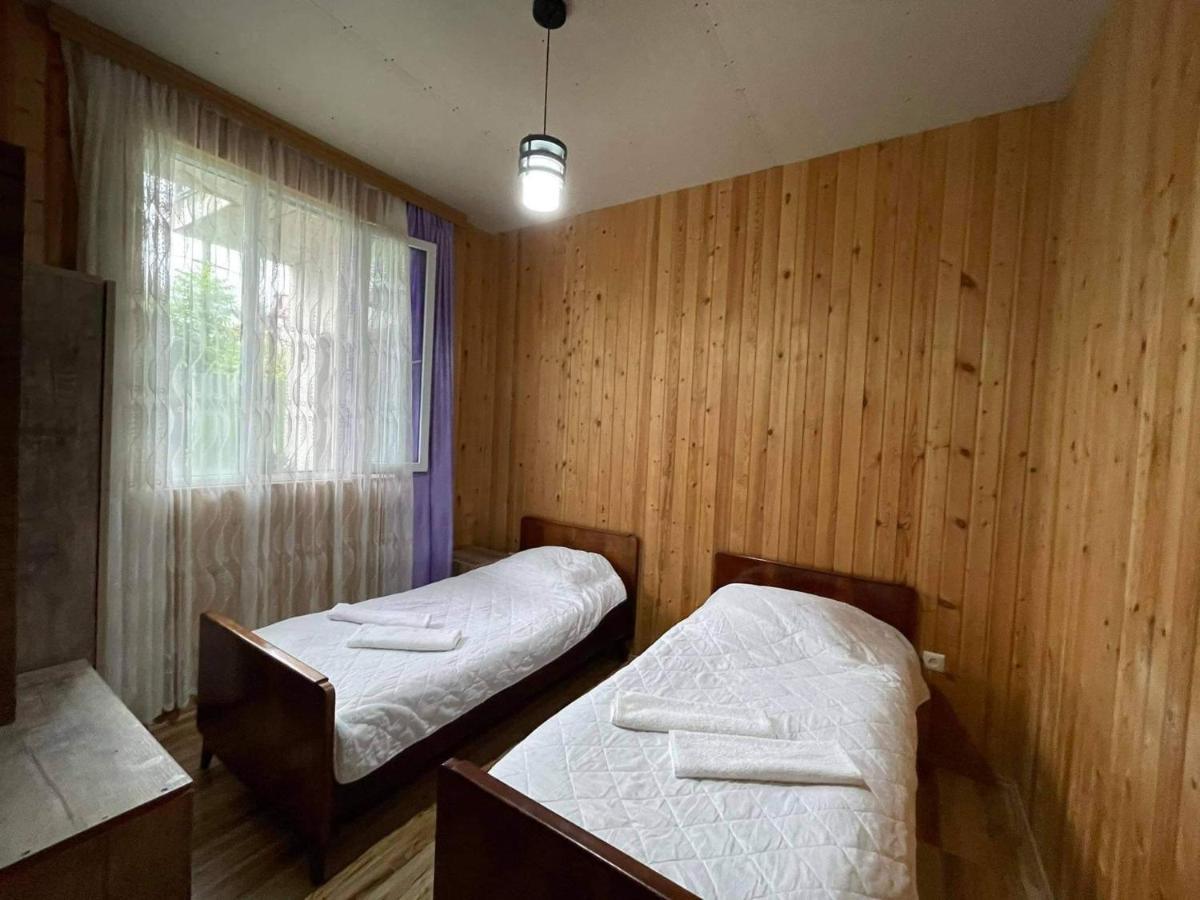 Apartment Sofia Батуми Екстериор снимка