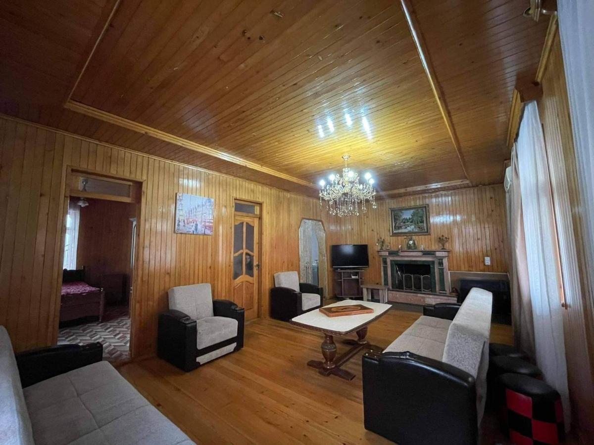 Apartment Sofia Батуми Екстериор снимка
