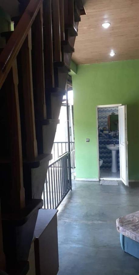 Apartment Sofia Батуми Екстериор снимка